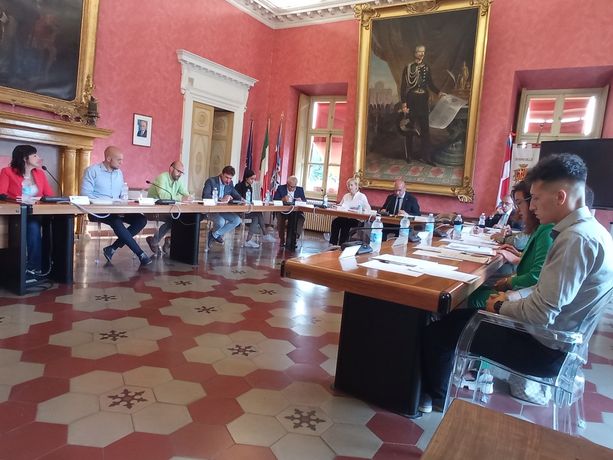 Racconigi, la minoranza denuncia: “Il sindaco Oderda vuole metterci il bavaglio” Racconigi, la minoranza denuncia: “Il sindaco Oderda vuole metterci il bavaglio”