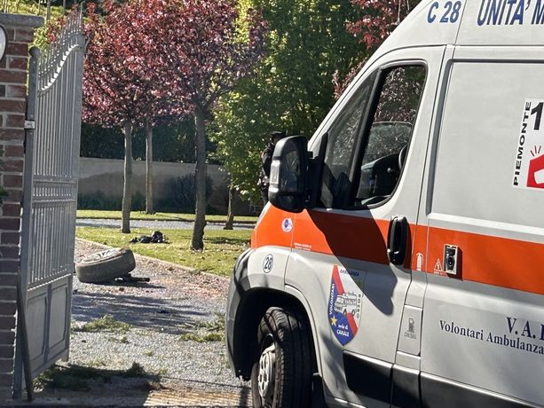 Domiciliari in Germania per l’uomo alla guida  dell’auto in cui morirono  la moglie e un’amica Domiciliari in Germania per l’uomo alla guida  dell’auto in cui morirono  la moglie e un’amica