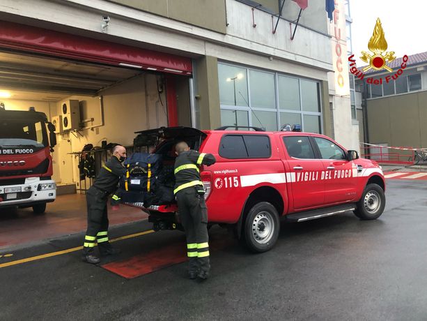 L'Italia brucia: partita da Cuneo la colonna mobile dei vigili del fuoco. Destinazione Massarosa L'Italia brucia: partita da Cuneo la colonna mobile dei vigili del fuoco. Destinazione Massarosa