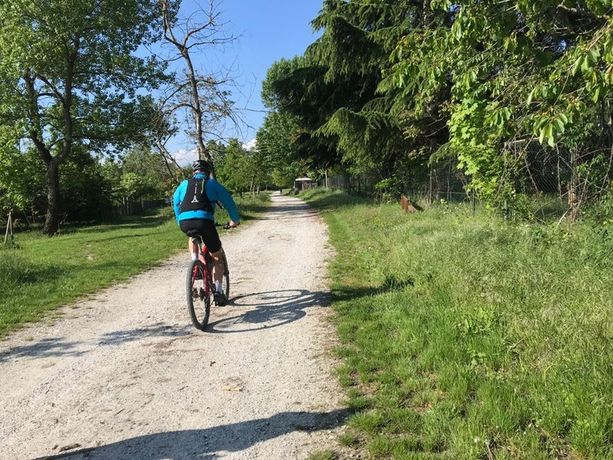 Fase 2: prime uscite nelle aree verdi, nei parchi e nei giardini nella Granda, ma non tutti insieme Fase 2: prime uscite nelle aree verdi, nei parchi e nei giardini nella Granda, ma non tutti insieme
