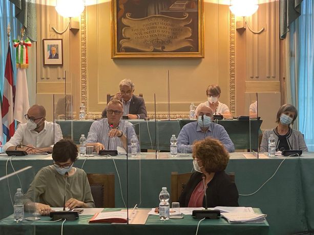 Ultimo consiglio comunale a Mondovì per il sindaco Paolo Adriano: "Cinque anni intensi che porterò nel cuore" Ultimo consiglio comunale a Mondovì per il sindaco Paolo Adriano: "Cinque anni intensi che porterò nel cuore"