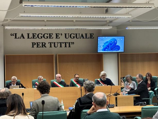 Il gioielliere Mario Roggero racconta la sua verità alla Corte d'assise Il gioielliere Mario Roggero racconta la sua verità alla Corte d'assise