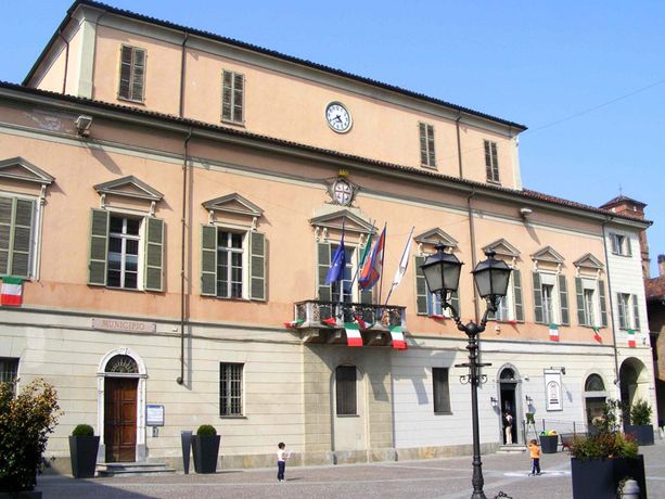 Festa della Repubblica: Crescentino celebra in forma ridotta ma sarà in diretta sui social Festa della Repubblica: Crescentino celebra in forma ridotta ma sarà in diretta sui social