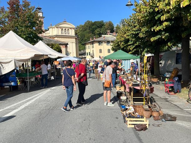 Quarant’anni di ‘seconda mano’: domenica torna a Bibiana ‘Da la Crota al Sulé’ Quarant’anni di ‘seconda mano’: domenica torna a Bibiana ‘Da la Crota al Sulé’