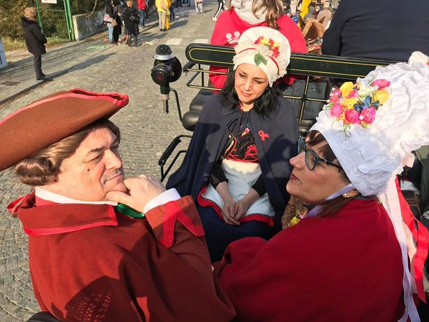 Gianduja prenderà le chiavi di Pinerolo con 10 Giacomette al fianco nel segno della condivisione