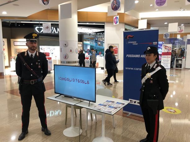 Prevenzione truffe: i carabinieri alle Due Valli di Pinerolo