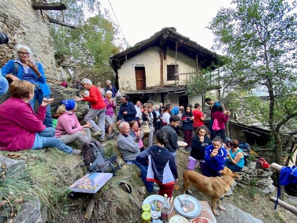 Tra filmati storici e la pizza del forno, Poumarat riprende vita Tra filmati storici e la pizza del forno, Poumarat riprende vita