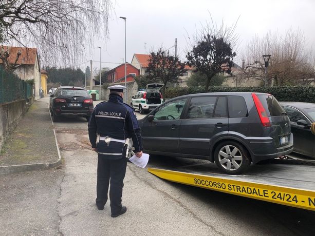 Veicoli che circolano non in regola: giro di vite a Torre Pellice Veicoli che circolano non in regola: giro di vite a Torre Pellice