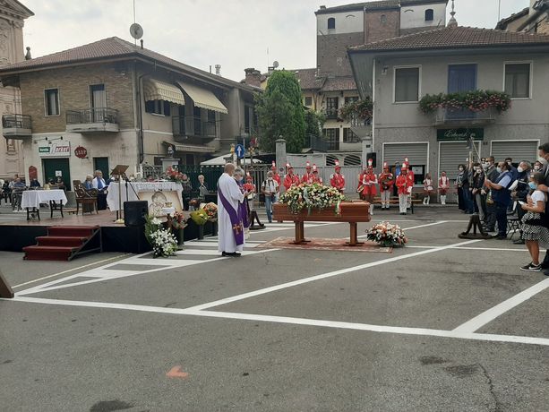 ‘Ciao Luciano’, Vigone saluta il suo sindaco [FOTO]
