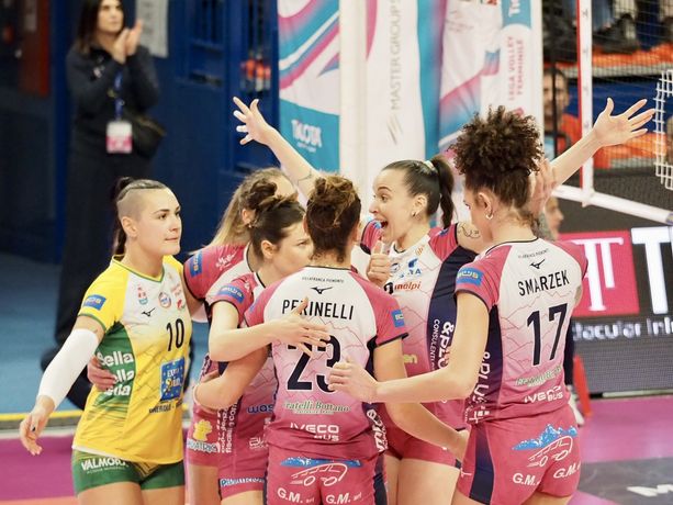 Volley A1/F: La Wash4green Pinerolo ‘incorna’ il Bisonte Firenze Volley A1/F: La Wash4green Pinerolo ‘incorna’ il Bisonte Firenze