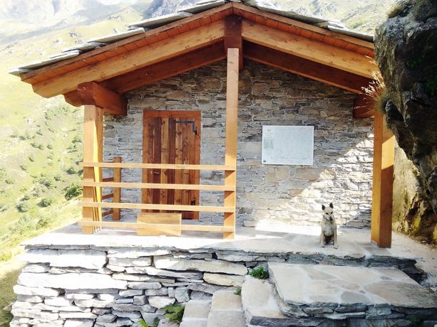 Domani a Barma d’Aut si inaugura il nuovo bivacco della Val Pellice Domani a Barma d’Aut si inaugura il nuovo bivacco della Val Pellice