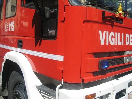 Scontro tra un'auto e un camion a Barge: i due feriti sono di Cavour, uno è in codice rosso