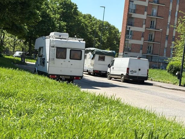 Degrado e occupazioni in Circoscrizione 2, l'allarme camper rom &quot;spacca&quot; la maggioranza del Consiglio
