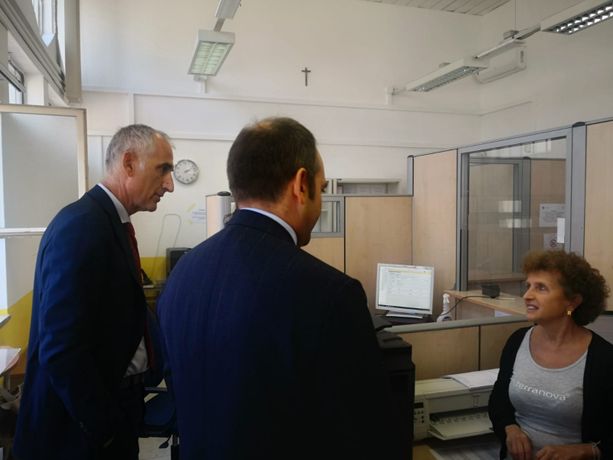 Riapre l'anagrafe di Falchera, recuperati i ritardi sulla CIE ma non sui cambi di residenza: &quot;Ci vanno 3 mesi, siamo in difficoltà&quot;