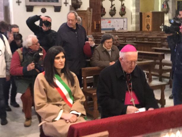 Coronavirus, Nosiglia predica calma: "No all’allarmismo, domenica si torni in chiesa" [VIDEO]
