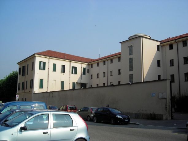 Ferrante Aporti, notte di guerriglia al carcere minorile di Torino: sventata un'evasione di massa. Tanti gli uffici distrutti Ferrante Aporti, notte di guerriglia al carcere minorile di Torino: sventata un'evasione di massa. Tanti gli uffici distrutti