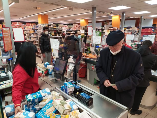 La Colletta Alimentare compie 25 anni, Nosiglia: “Punto di riferimento contro la povertà” (VIDEO)