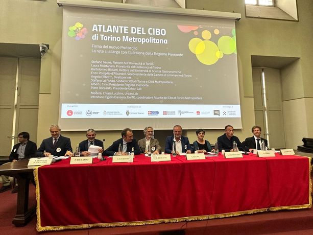 Nuovo Atlante del Cibo: una guida perché a Torino il food sia sano, sostenibile e accessibile