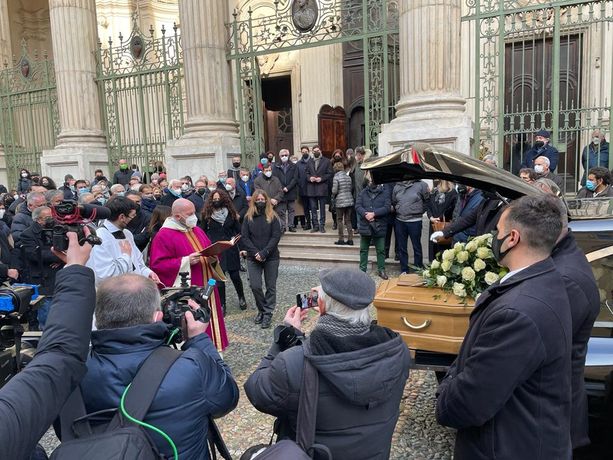 Suicidio Burzi, la lettera d’addio dell’ex assessore: "Non più in grado di tollerare sofferenza, ansia e angoscia"