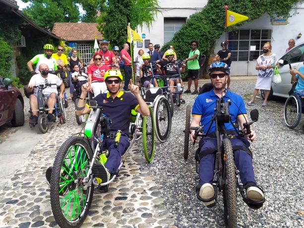 Viaggio Italia è ripartito, la nuova sfida di Danilo e Luca: salire sull'Etna in handbike (FOTO e VIDEO) Viaggio Italia è ripartito, la nuova sfida di Danilo e Luca: salire sull'Etna in handbike (FOTO e VIDEO)