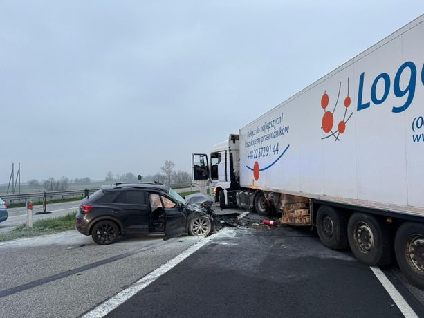 Tir contro auto sulla Ivrea-Santhià: una persona rimasta ferita e portata all'ospedale