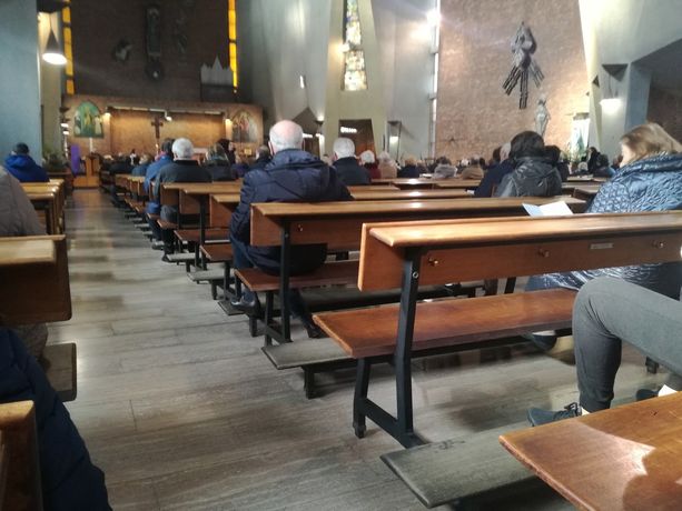 Accordo Governo-Cei: via libera alle messe a partire dal 18 maggio Accordo Governo-Cei: via libera alle messe a partire dal 18 maggio