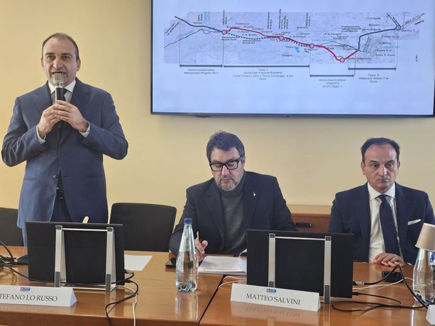 Lo Russo a Salvini: &quot;Collegamenti più veloci con treno ed autostrada tra Torino e Savona&quot;