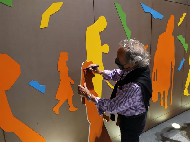 Ugo Nespolo mette la sua firma anche sulla stazione della metro di Porta Nuova [FOTO e VIDEO]