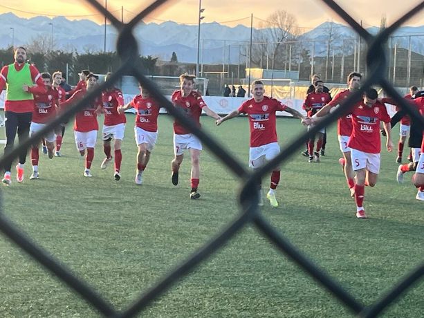 Varese, capolavoro di coraggio e follia: questo 4-3 al 90' non verrà dimenticato Varese, capolavoro di coraggio e follia: questo 4-3 al 90' non verrà dimenticato