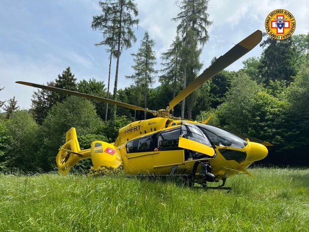 VIDEO. Escursionista lombardo precipita in un canalone e muore. Il fratello si salva aggrandosi a una pianta VIDEO. Escursionista lombardo precipita in un canalone e muore. Il fratello si salva aggrandosi a una pianta