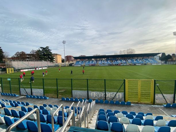 COPPA IN DIRETTA. Giana-Varese 0-0: serve un'impresa ai biancorossi contro lo schiacciasassi della D per accedere ai quarti COPPA IN DIRETTA. Giana-Varese 0-0: serve un'impresa ai biancorossi contro lo schiacciasassi della D per accedere ai quarti