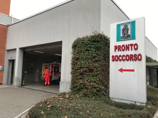 Schianto in viale Belforte, un uomo di 52 anni trasportato al pronto soccorso