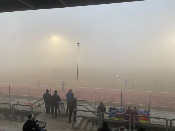 Un palo e basta per i biancorossi a Saluzzo (0-0), l'anno finisce nella nebbia