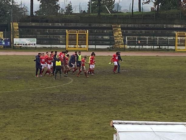 Il bel Romeo finalmente fa innamorare il Varese: gol vittoria nel finale, l'impresa salvezza è possibile