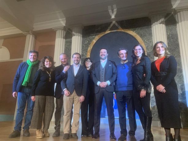 VIDEO e FOTO - Salvini arriva a Varese: «Il Governatore sarà ancora Fontana. Combattiamo l'astensionismo» VIDEO e FOTO - Salvini arriva a Varese: «Il Governatore sarà ancora Fontana. Combattiamo l'astensionismo»