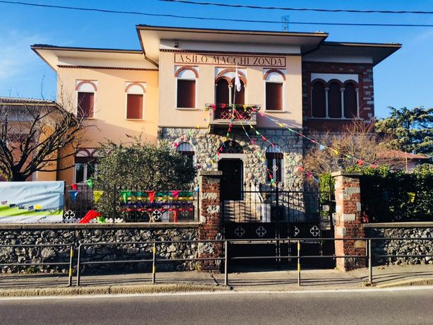 Ladri all’asilo di Bobbiate, rubati pochi euro ma danni alla struttura