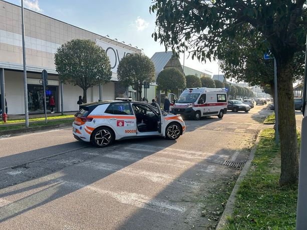 Due donne investite a Olgiate Olona Due donne investite a Olgiate Olona