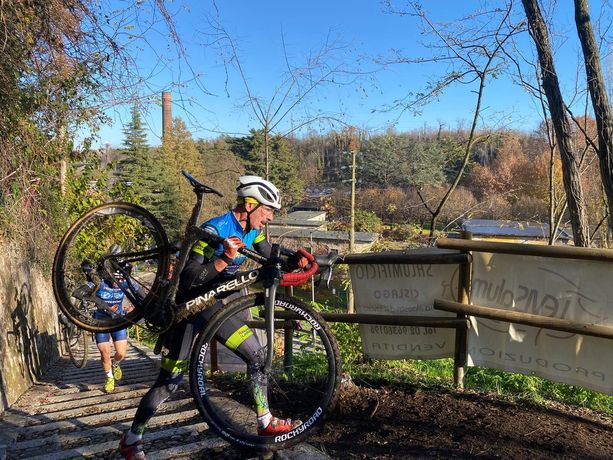 VIDEO E FOTO. Solbiate e il ciclocross, la magia che si rinnova VIDEO E FOTO. Solbiate e il ciclocross, la magia che si rinnova