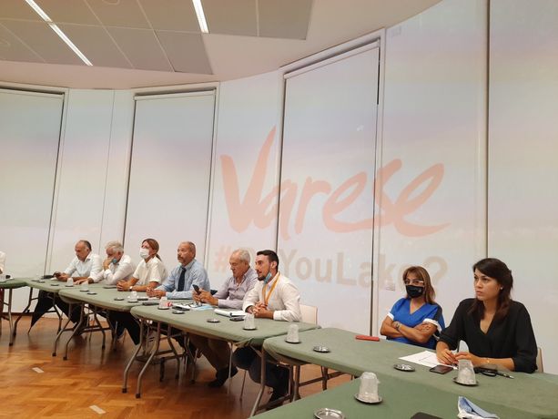 Mondiali di ciclismo, buona la prima: lunedì il sopralluogo a Varese. Oldani: «I delegati Uci sono rimasti colpiti, è andata molto bene» Mondiali di ciclismo, buona la prima: lunedì il sopralluogo a Varese. Oldani: «I delegati Uci sono rimasti colpiti, è andata molto bene»