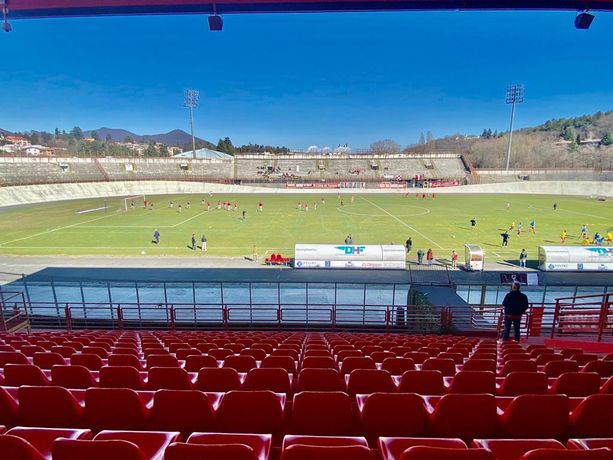 IN DIRETTA. Varese-Villa Valle. La salvezza biancorossa passa dal Franco Ossola: ora o mai più IN DIRETTA. Varese-Villa Valle. La salvezza biancorossa passa dal Franco Ossola: ora o mai più