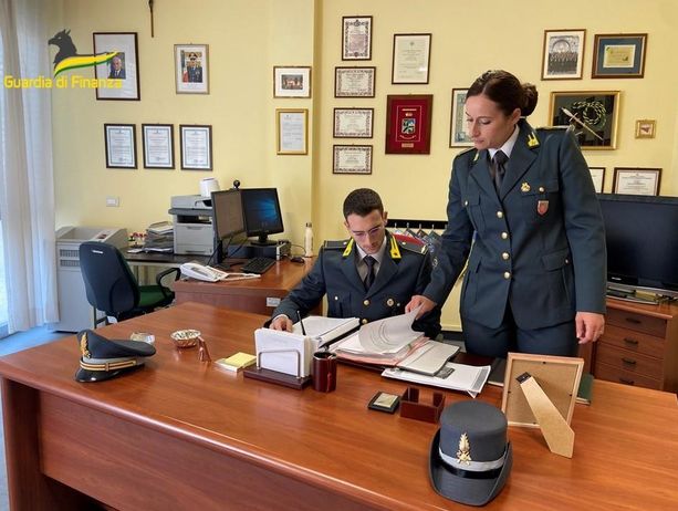&quot;Truffa del Bancomat&quot;, due pluripregiudicati denunciati dalla Guardia di Finanza