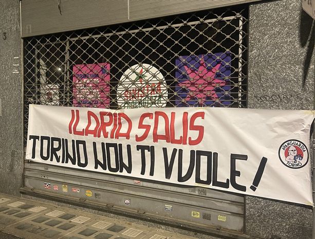 Striscioni contro Ilaria Salis, Grimaldi, Ravinale e Diena: "Intimidazioni gravi, ma non ci facciamo spaventare"