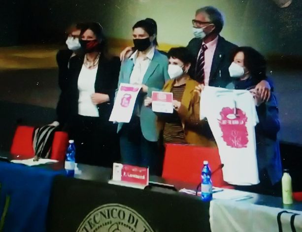 Just the Woman I am, una grande piazza virtuale: i diritti delle donne ora corrono più veloci del virus