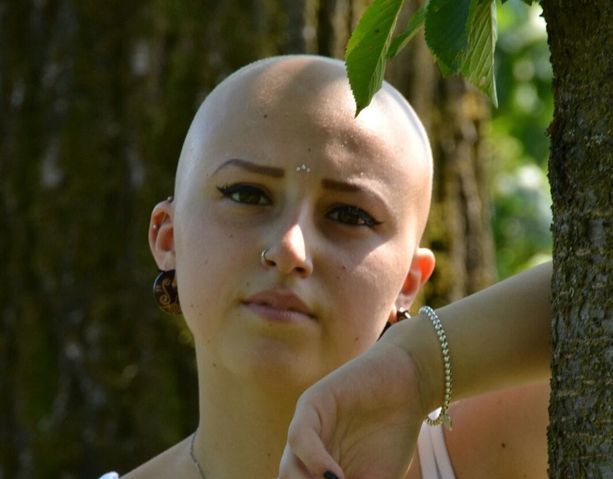 Brebbia dà un calcio al cancro, nel ricordo incancellabile di Erika Brebbia dà un calcio al cancro, nel ricordo incancellabile di Erika