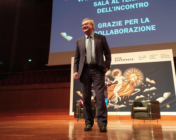 L'uomo oltre le opere, al Salone del Libro a lezione di Dante da Alessandro Barbero