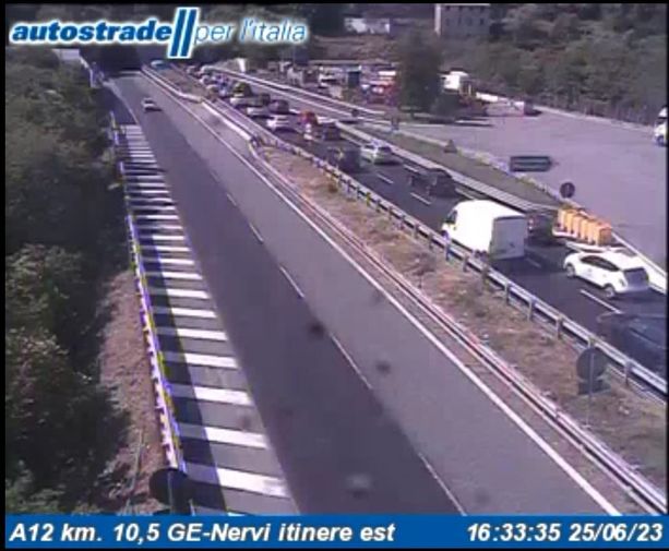 Autostrade, ancora code: 7 chilometri in A12 in direzione Genova Autostrade, ancora code: 7 chilometri in A12 in direzione Genova