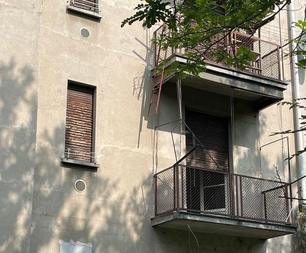 Castellanza: il drone della Polizia Locale scopre occupante abusivo delle ex case comunali Castellanza: il drone della Polizia Locale scopre occupante abusivo delle ex case comunali