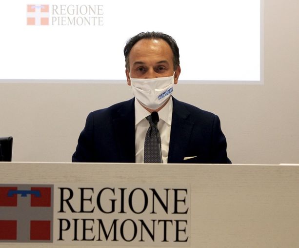 Dosi last minute e la campagna ‘il Piemonte ha bisogno di te’: “Ampliamo l’esercito del vaccino” (VIDEO)