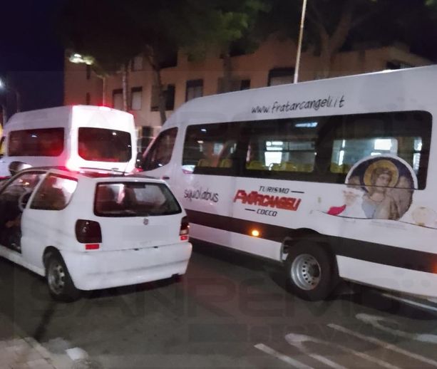 Sanremo: attesa per la decisione della 'Fratarcangeli' per lo Scuolabus, intanto c'è la protesta dei genitori Sanremo: attesa per la decisione della 'Fratarcangeli' per lo Scuolabus, intanto c'è la protesta dei genitori