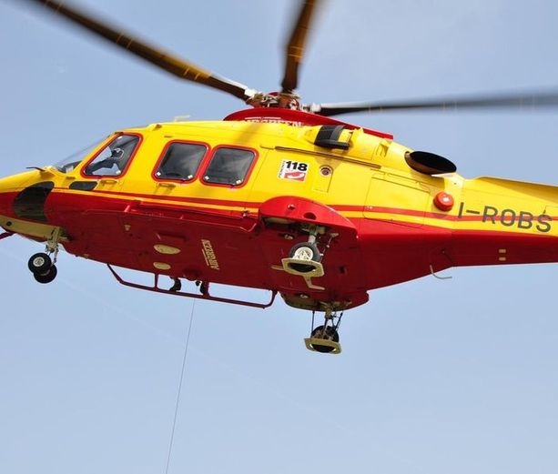Moto si schianta in galleria, muore il conducente Moto si schianta in galleria, muore il conducente